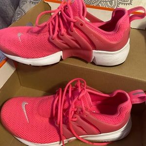 Nike presto sneakers